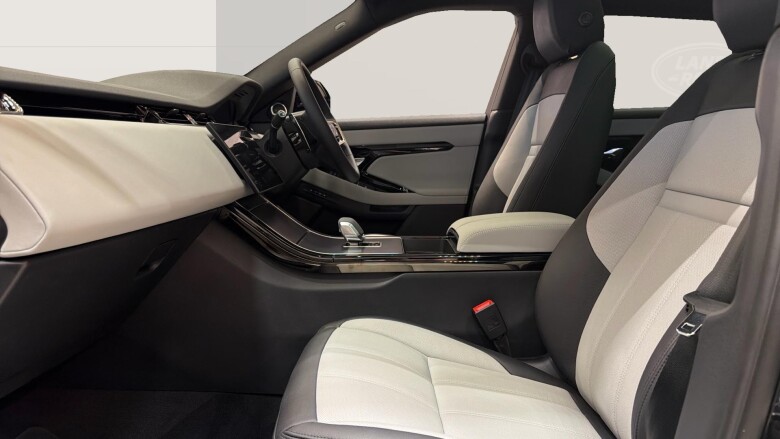 Land Rover Range Rover Evoque 1.5 P270e Edition 5dr Auto Hatchback